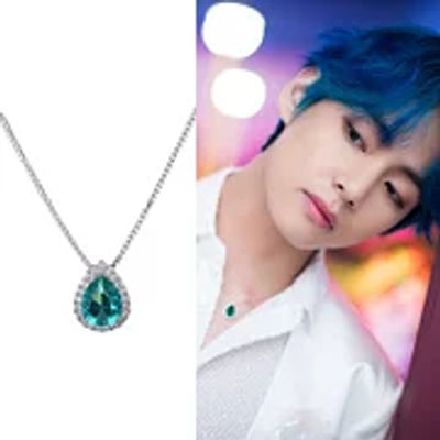 Green Stone Wearing Necklace_img_0