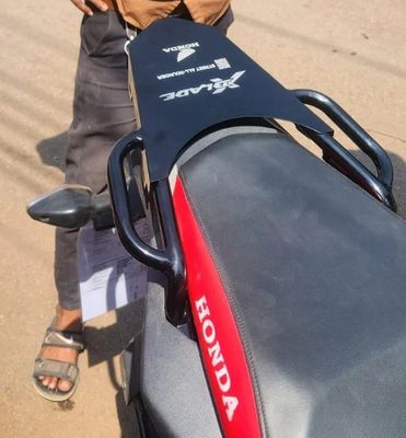 Premium Back Carrier With Handle For Honda X-BLADE_img_3