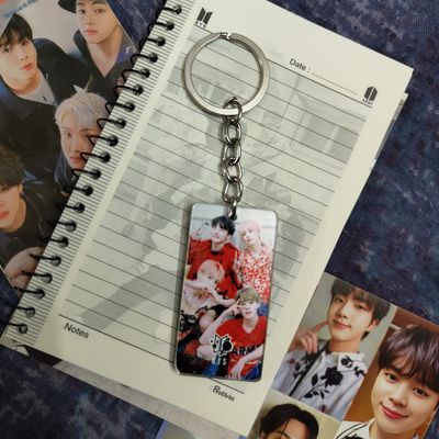 BTS Keyring-Jungkook,V,Jimin,JHope Red_img_0