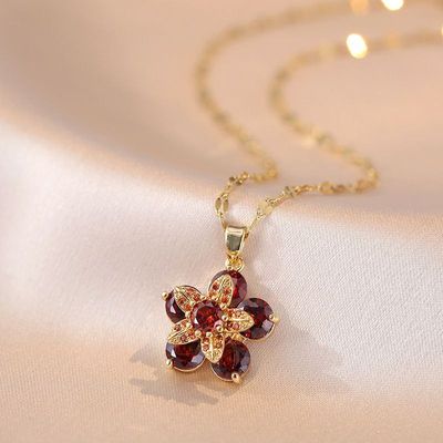Luxury flower stainless steel necklace_img_1