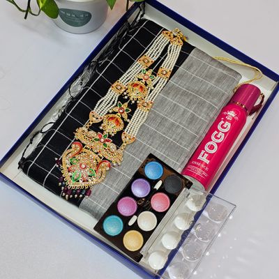 Sharee + Perfume + Neckless Set + Make Up Box Combo_img_0