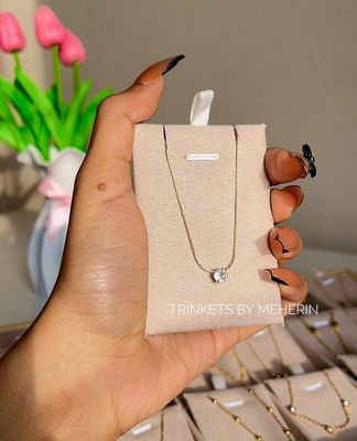 SOLITARE NECKPIECE_img_0