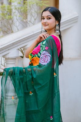 হাফসিল্ক শাড়ীতে এমব্রডাড়ী কাজ করা_img_2