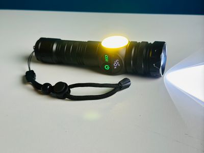 GearUP K60 Rechargeable Flashlight 10W COB + LED Torchlight_img_6