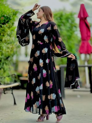 🖤 ব্ল্যাক গাউন ড্রেস – থ্রি পিসসেট 🖤_img_1