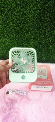 Desk Fan Non-slip USB Powered Mini Chargeable Cooling Desk Fan_img_1