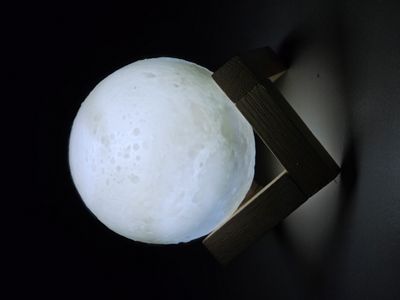 3D Moon Lamp With Remote; 8cm(Rechargeable)_img_1