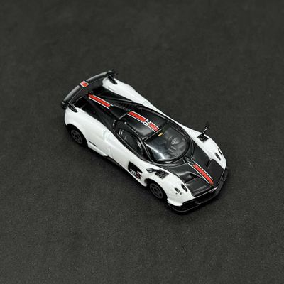 KMM 1/64 Pagani Huayra White Diecast Model Car_img_0