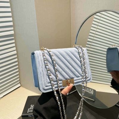 Fashionable New Solid Color PU Embossed Mini Shoulder Bag_img_4