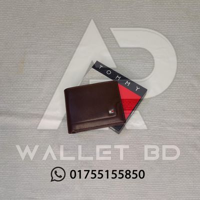 Genuine Leather Tommy Hilfiger Short Wallet_img_1