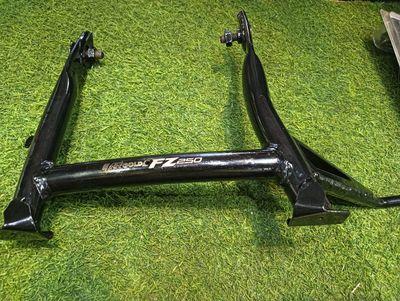 Premium Black Double Stand For Yamaha FZ-25_img_1