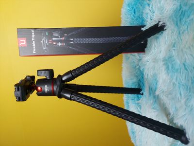 Ulanzi MT11 Octopus Tripod For DSLR Camera & Smartphones_img_11