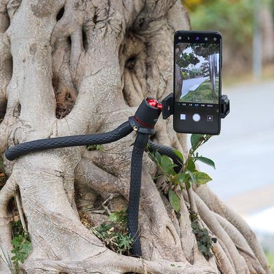 Ulanzi MT11 Octopus Tripod For DSLR Camera & Smartphones_img_12