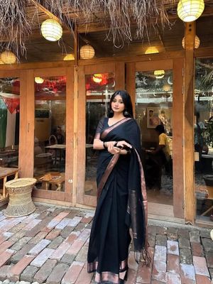 Elegant Black handloom saree_img_1