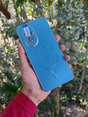 Honor 200 Advanced Heat Dissipation, Ice-Feel Frosted, Magnetic Lens Protection, Drop-Proof Hard Cover_img_3