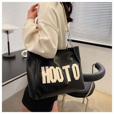 HOOTO Leather Travel Bag Available in stock Material: Processed Leather_img_1
