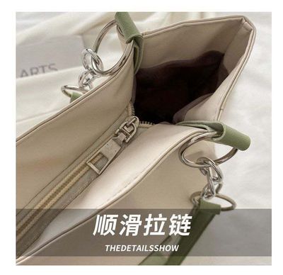 HOOTO Leather Travel Bag Available in stock Material: Processed Leather_img_2