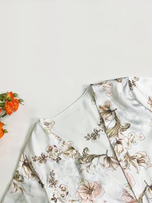 Luxurious Satin Night Robe_img_4