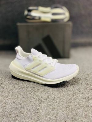 Adidas Ultraboost Light Shoes || White_img_0