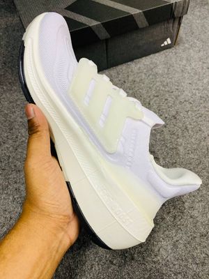 Adidas Ultraboost Light Shoes || White_img_2