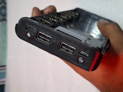 8 Battery Power Bank Box_img_3