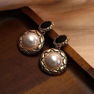 Retro Gold Texture Fragrant Earrings_img_2