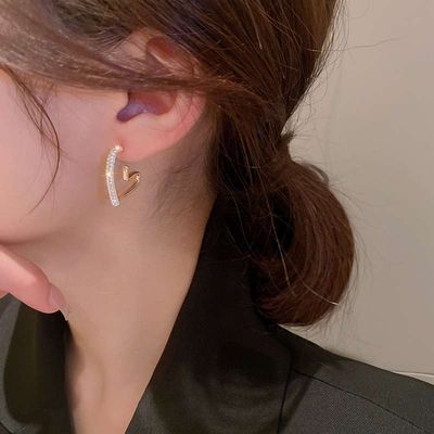 Love earrings for women_img_3