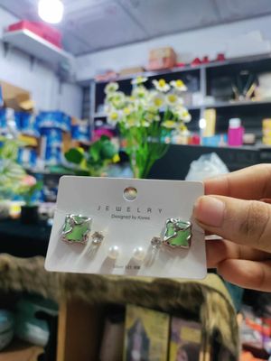 Opal stone square earrings_img_1