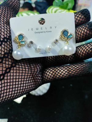 Mother of Pearl green butterfly earrings_img_1