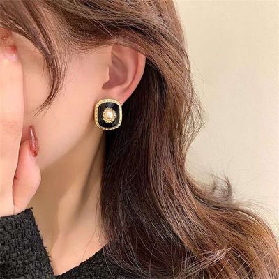 Enamel Oval stood earrings_img_2