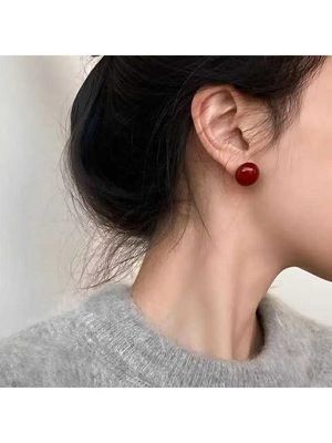 Red Fiber Pearl Earrings_img_0