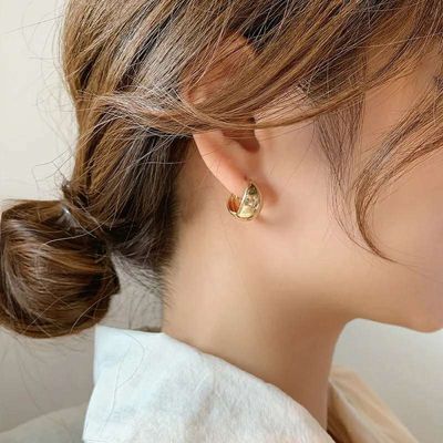Gemetic round earrings_img_1