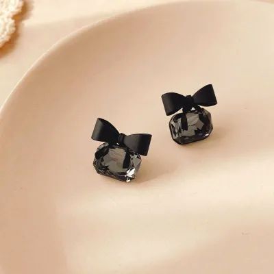 Black Bow Earrings_img_0