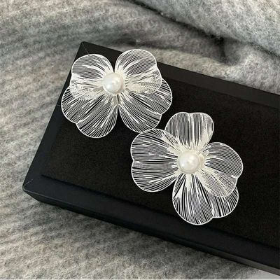 Silver Leaf Big ❀ Flower earrings_img_1