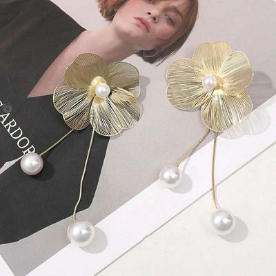 Alhamdulillah  leaf Pearl earrings now both colour available 4.6cm big Size_img_3