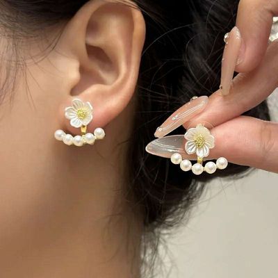 Adolph Trading Flower earrings_img_2