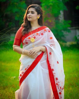 প্রিমিয়াম হাফ সিল্ক শাড়ি_img_2