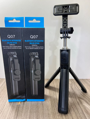 Q07 Bluetooth Selfie Stick And Bluetooth Remote Control (Without Light)_img_1
