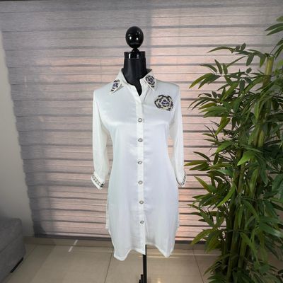 Elegant White Embroidered Collar Cord Set_img_2