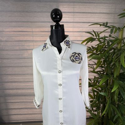 Elegant White Embroidered Collar Cord Set_img_3