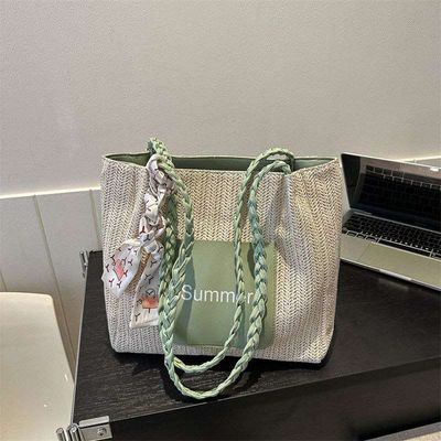 Fashionable woven bag girls shoulder bag Available in stock Material: Microfiber synthetic leather_img_3