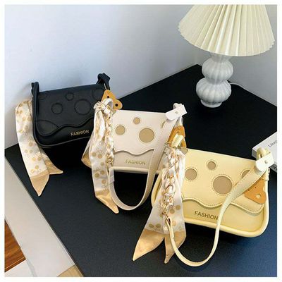 Silk Scarf Bow Single Shoulder BagAvailable in stock Color: As real pictures Material: PU leather_img_0