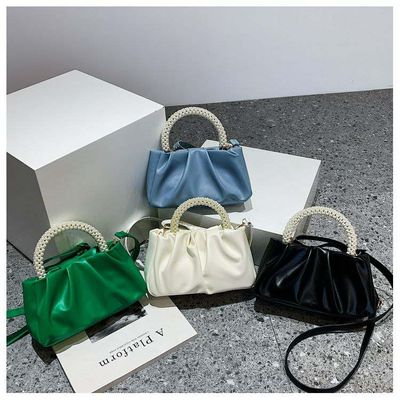 New single shoulder square bagAvailable in stock Material: PU leather Size : Mentioned above_img_0