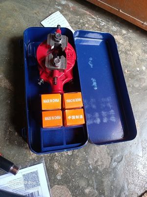 Pipe Threading Die Set, Ratchet Die Stock set 1/2"-1 1/4" heavy duty same as picture_img_3
