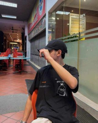 Black bag tshirt_img_0