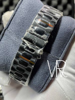 PATEK NAUTILUS BLACK CHAIN_img_2