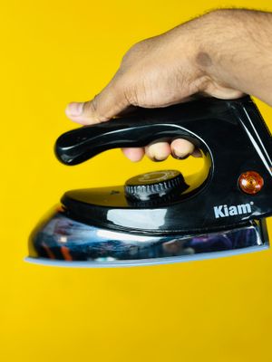 Kiam ES 588 1000W Electric Dry Iron_img_11