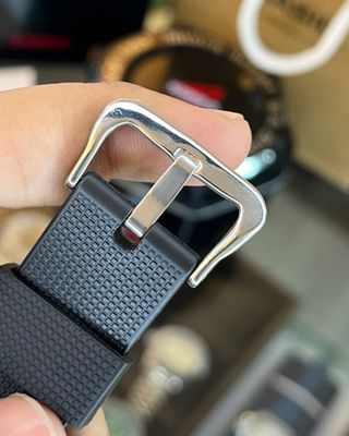 GSHOCK GM2100 | SILVER BODY | BLACK DIAL | BLACK BELT (AAA)_img_3