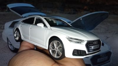 1:32 Die-Cast Model Audi A7_img_5