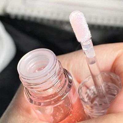 Kawai kisses glitter lip gloss oil2 sade A and B 2_img_1